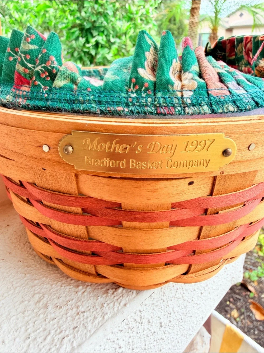 Bradford Basket Co Mother's Day 1996 with Floral Fabric Liner   9